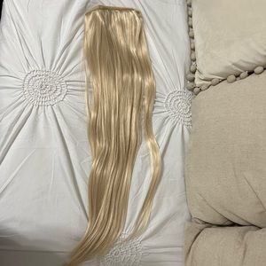 Bellami 24” wrap pony ⭐️